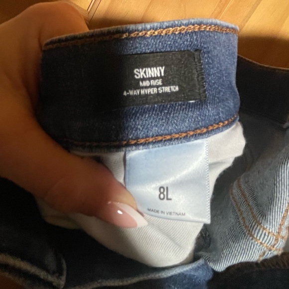 EXPRESS Skinny Mid Rise 4-Way Hyper Stretch Jeans 8L NWT - Picture 8 of 10